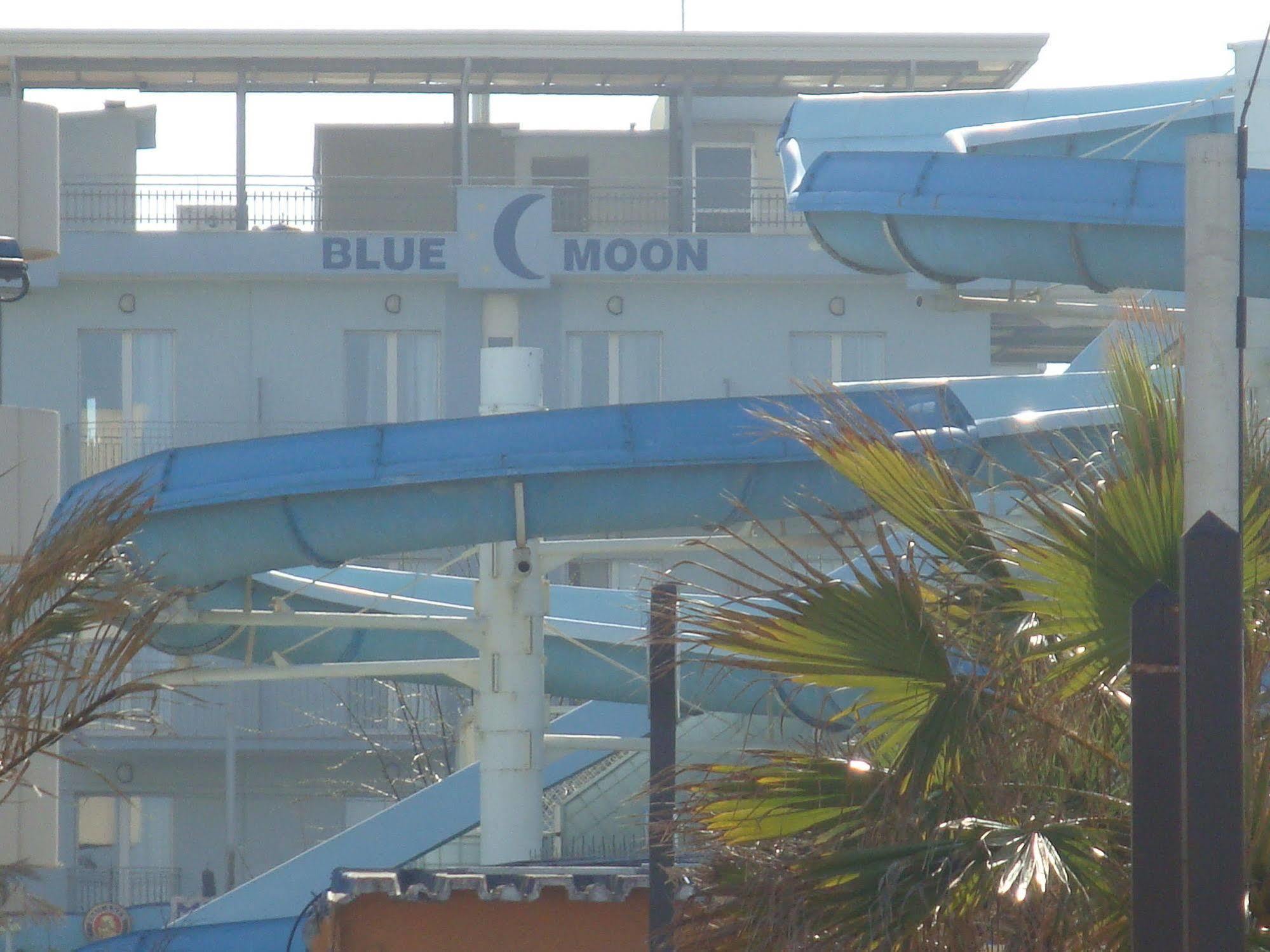 Hotel Blue Moon Rimini Exterior photo